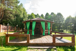 Беседки с зоной барбекю